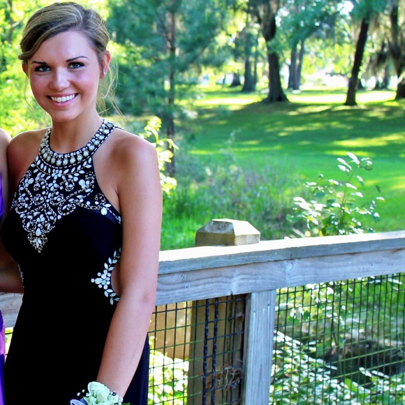 Black sequin prom dress - Picture 6 of 6